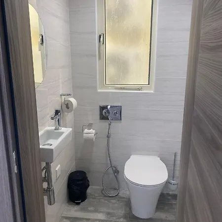 Let Me Host - Sir William Reid * Gzira